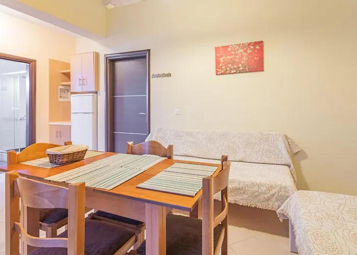 Sundy Maria * Ступа