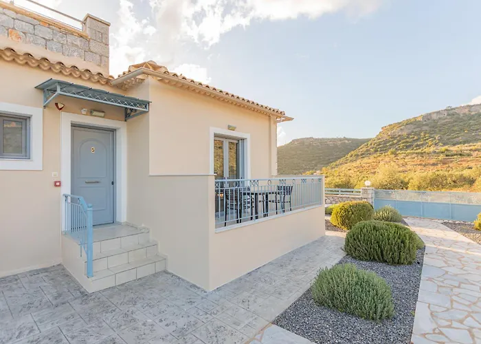 Sundy Maria Ступа