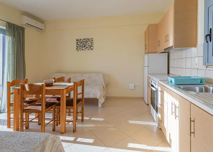 Sundy Maria Ступа